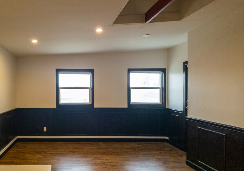 More Photos Of 13432 Beach Ave, Marina Del Rey Loft Creative Space For Sale