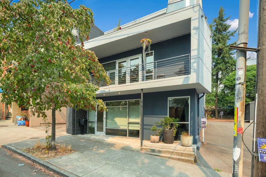 Primary Photo Of 166 Roy St, Seattle Office Residential For Sale