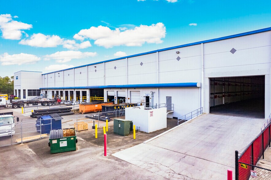 More Photos Of 8600-8655 Elm Fair Blvd, Tampa Unknown For Lease