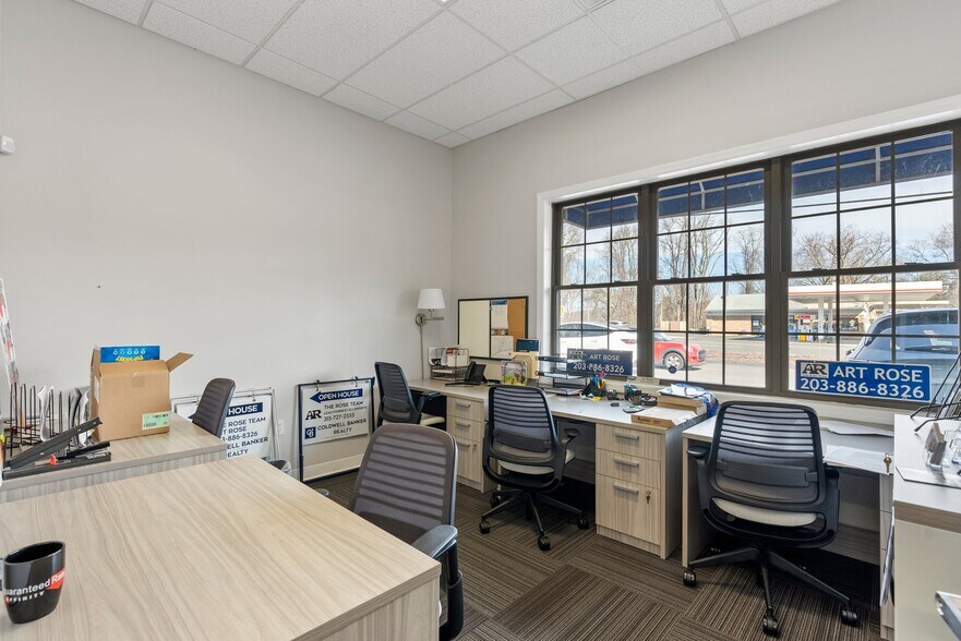 More Photos Of 855 Farmington Ave, Farmington Office For Sale