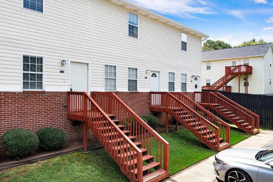 More Photos Of , Bremen Multifamily For Sale