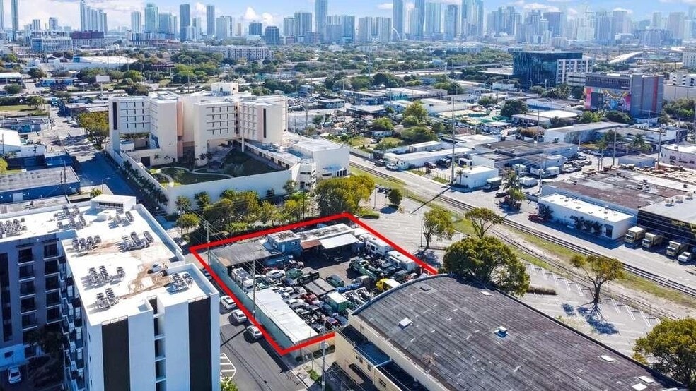 Primary Photo Of 2230 NW 8th Ave, Miami Auto Repair For Sale