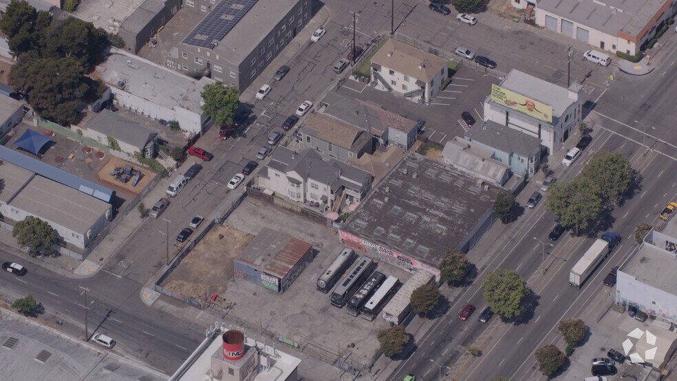 Primary Photo Of 775 W Grand Ave, Oakland Apartments For Lease