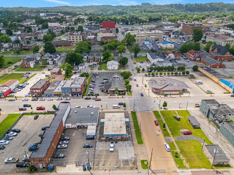 More Photos Of 1302-1306 4th Ave, Huntington Medical For Sale