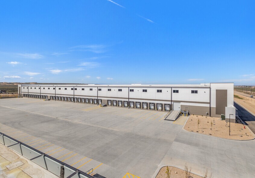 More Photos Of 1409 W Gowen Rd, Boise Industrial For Lease
