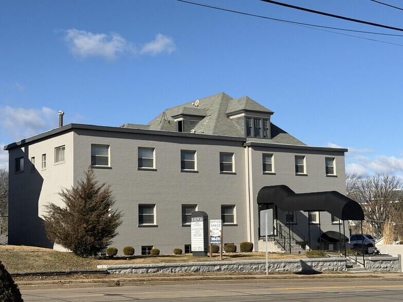 Primary Photo Of 205 N 5th St, Saint Charles Office For Lease