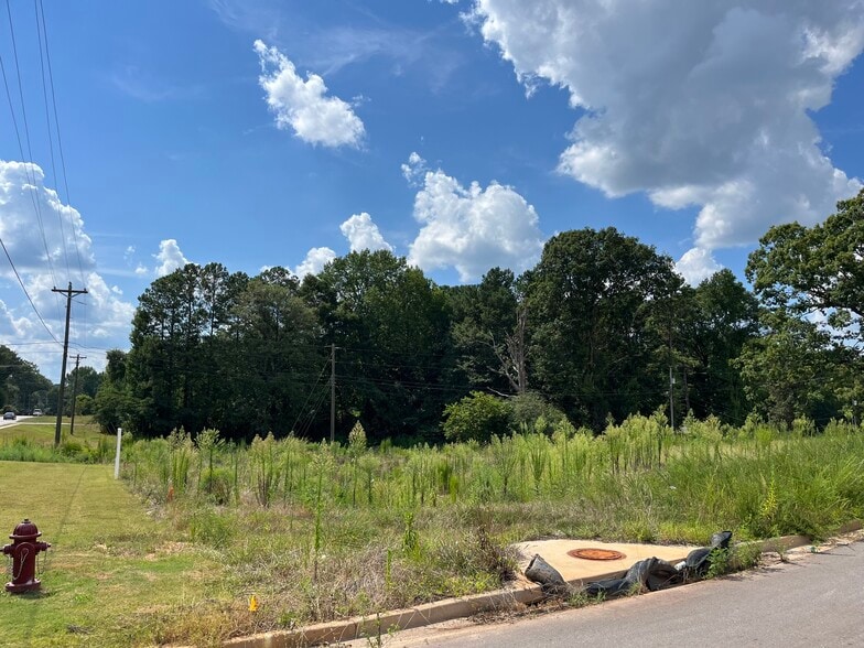 Primary Photo Of Lot 4 Poplar, Newnan Land For Sale