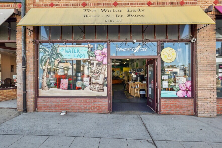 More Photos Of 2525-2543 University Ave, San Diego Apartments For Lease