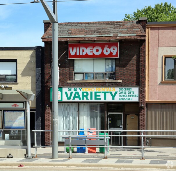 More Photos Of 888 St Clair Ave W, Toronto Storefront Retail Residential For Sale