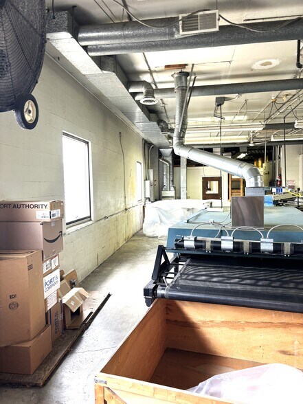 More Photos Of 1309 S Nebo Rd, Muncie Freestanding For Sale