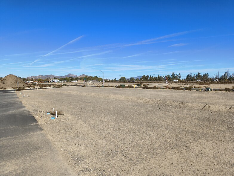 More Photos Of 3259 NW 7th St, Redmond Land For Sale