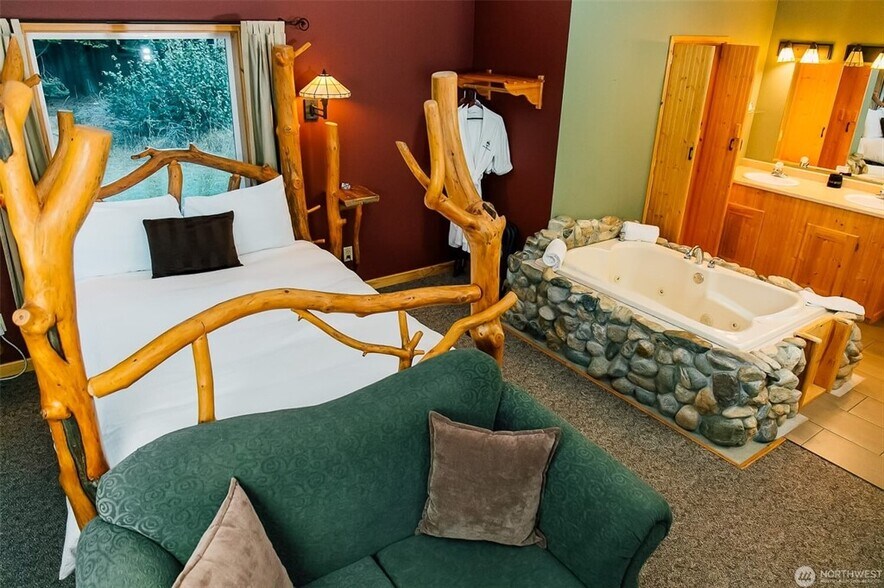 More Photos Of 19668 Highway 207, Leavenworth Hospitality For Sale