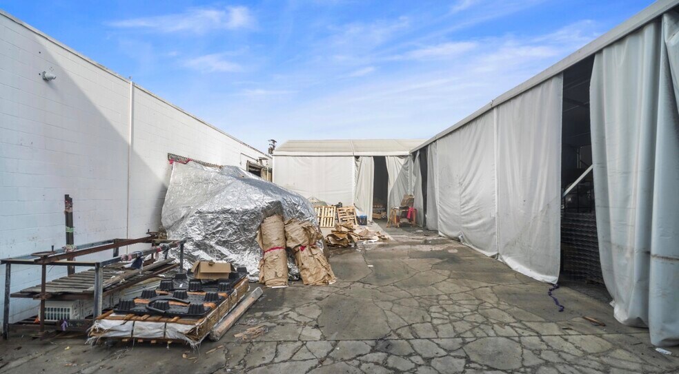 More Photos Of 2110 Edwards Ave, South El Monte Warehouse For Sale