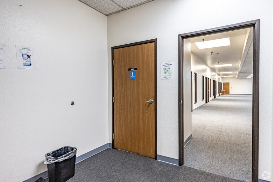 More Photos Of 347 S Stimson Ave, City Of Industry Warehouse For Lease