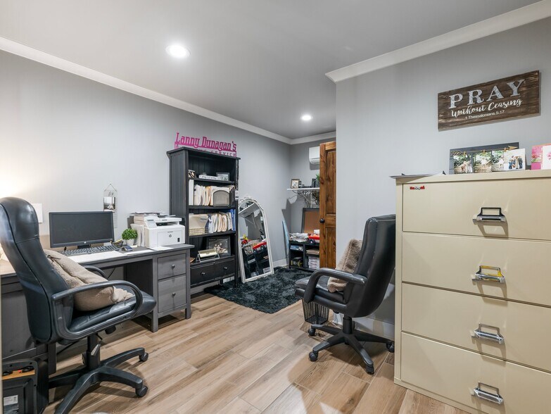 More Photos Of 1205 Industrial Blvd, Gainesville Warehouse For Sale