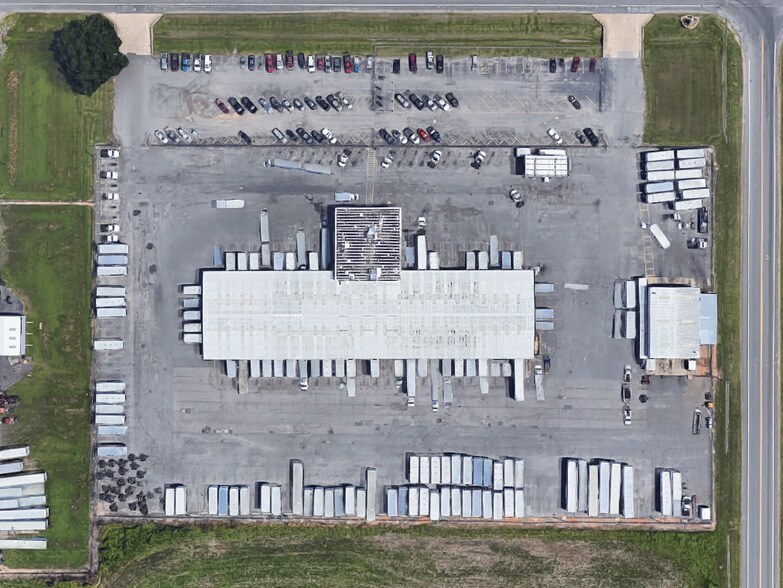 More Photos Of 6101 Lindsey Rd, Little Rock Distribution For Sale