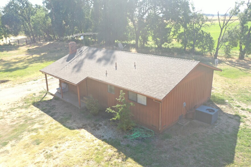More Photos Of 4873 Gladding Rd, Lincoln Land For Sale