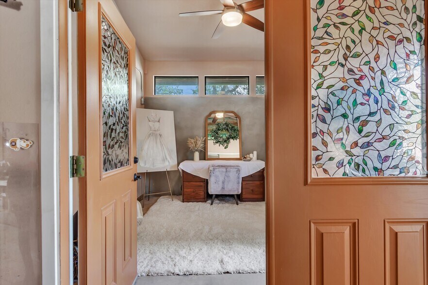 More Photos Of 4002 E Highway 290, Dripping Springs Freestanding For Sale