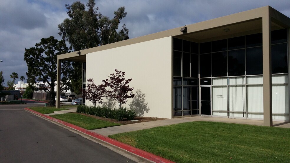 More Photos Of 7505-7529 Convoy Ct, San Diego Warehouse For Lease