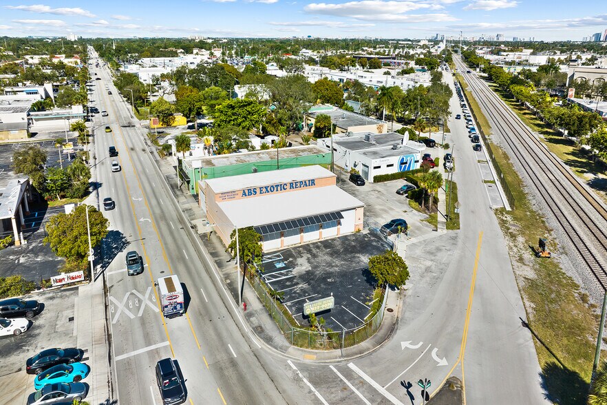 More Photos Of 700-704 N Andrews Ave, Fort Lauderdale Auto Repair For Lease