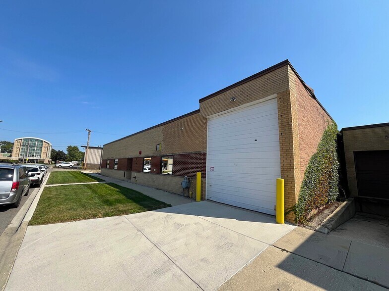 Primary Photo Of 123 N 10th Ave, Melrose Park Warehouse For Sale