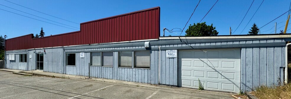 More Photos Of 405 S National Ave, Bremerton Service For Sale