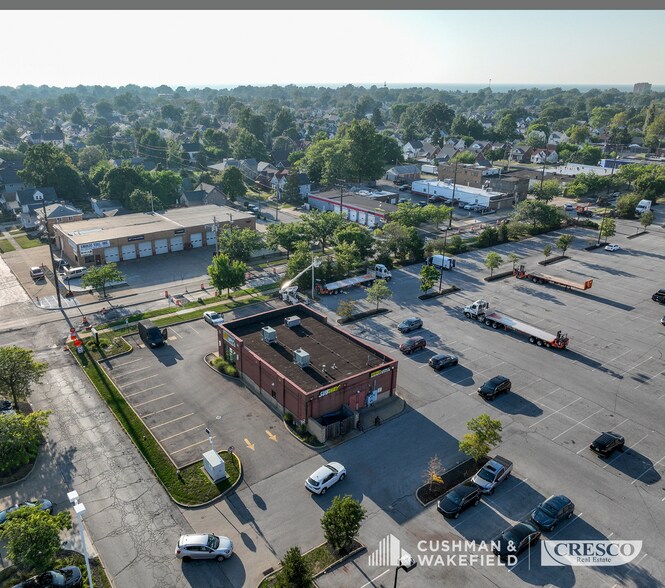 More Photos Of 893-899 E 200th St, Euclid Freestanding For Lease