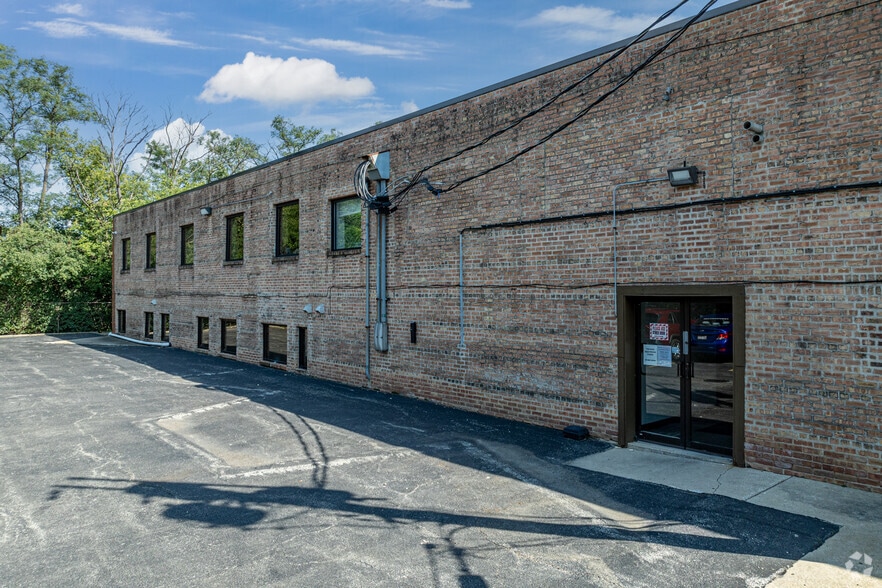More Photos Of 7110-7130 W 127th St, Palos Heights Medical For Lease