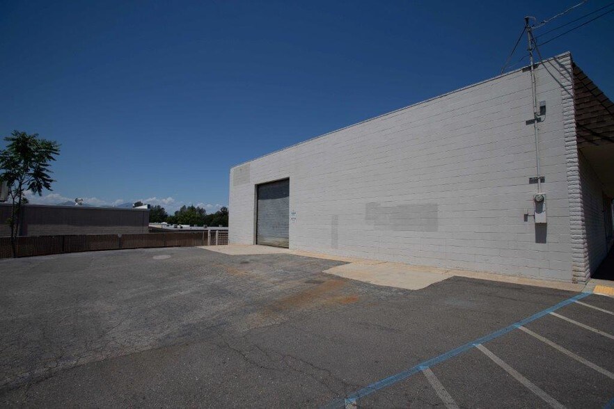 More Photos Of 2478 Victor Ave, Redding Light Manufacturing For Lease