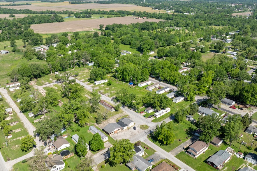 More Photos Of 1350 S Brookside St, Centralia Trailer Camper Park For Sale