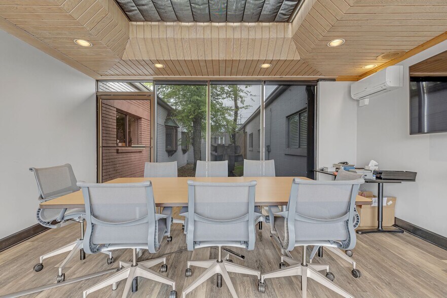 More Photos Of 2617 Grandview Ave, Nashville Office For Lease
