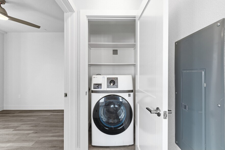 More Photos Of 500 San Benito St, Hollister Office Residential For Sale