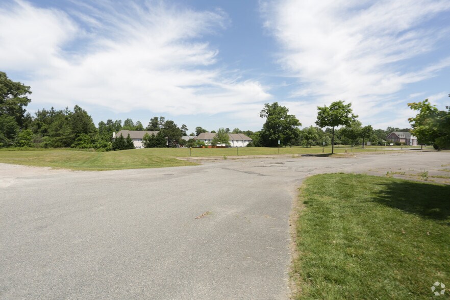 More Photos Of 8157 Old Cavalry Dr, Mechanicsville Land For Sale