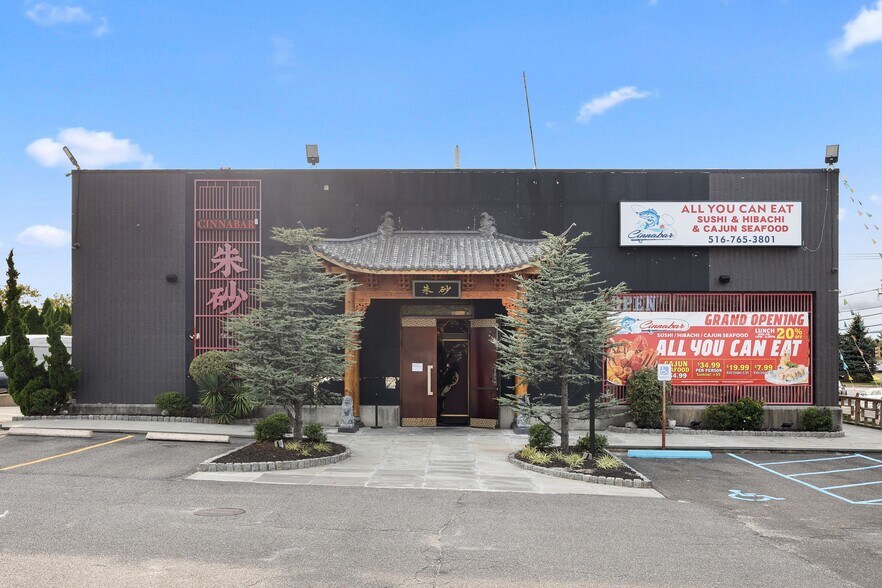 Primary Photo Of 45 Carmans Rd, Massapequa Restaurant For Sale