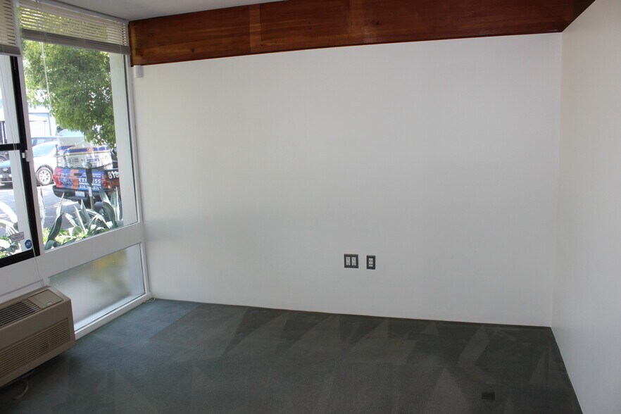 More Photos Of 2300 Westwood Blvd, Los Angeles Office For Lease