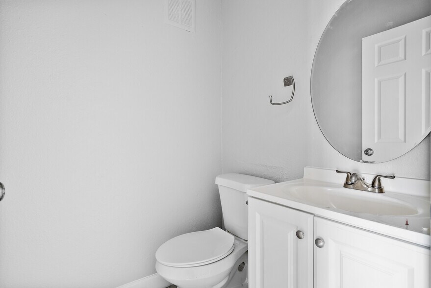 More Photos Of 10518 Heizer Dr, Corpus Christi Apartments For Sale