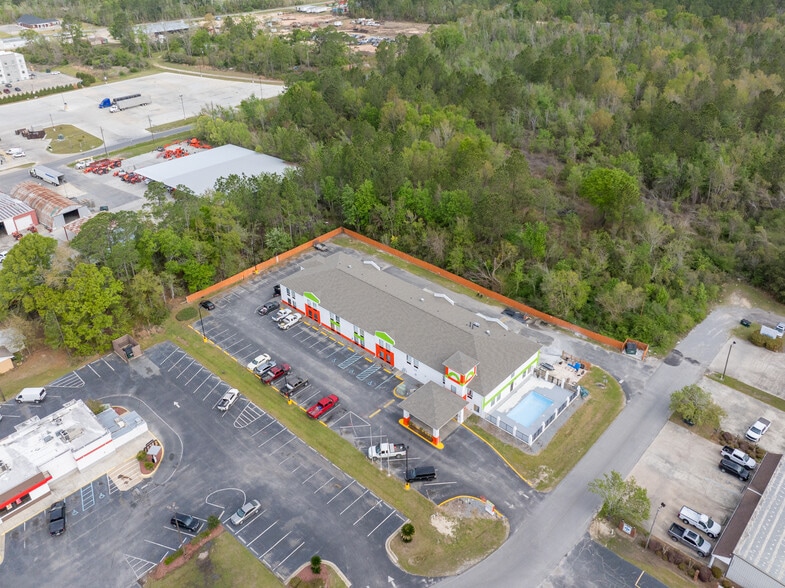 More Photos Of 53 Heritage St, Baxley Hotel For Sale