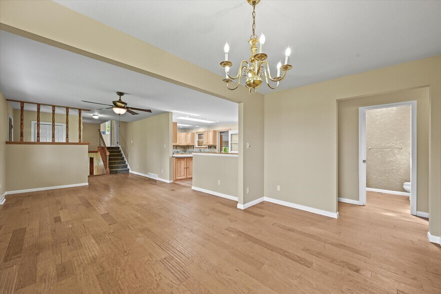 More Photos Of 1335 S Kio St, Watkins Veterinarian Kennel For Sale