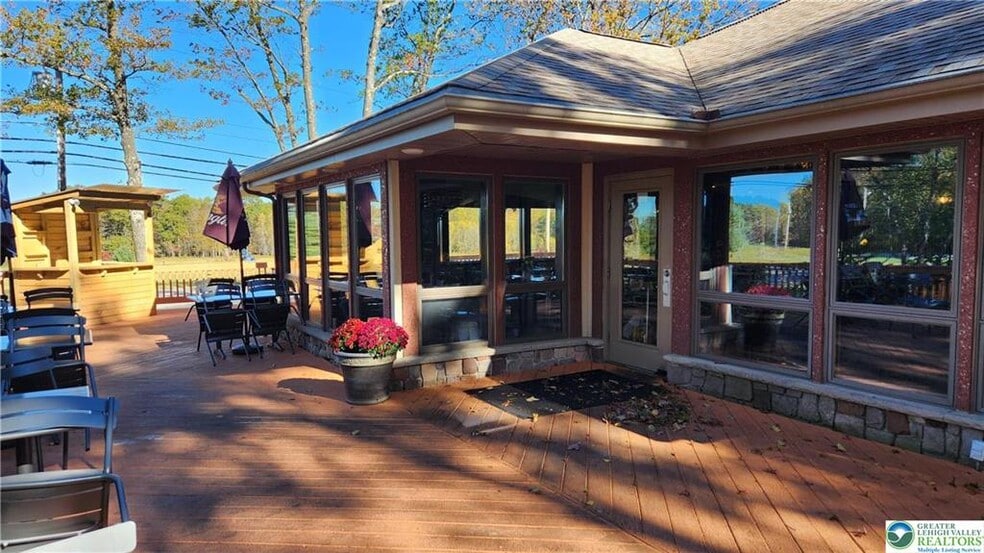 More Photos Of 874 Pa-903, Jim Thorpe General Retail For Sale