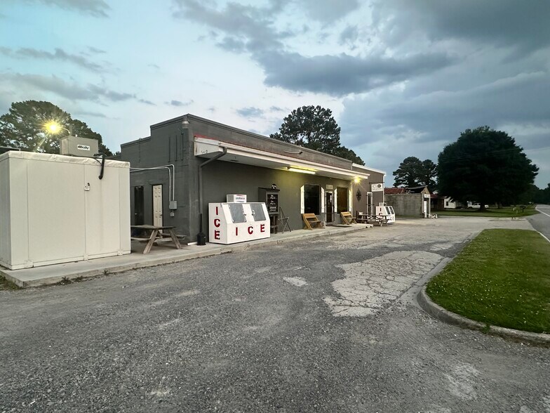 More Photos Of 6888 NC Highway 99 N, Pantego General Retail For Sale