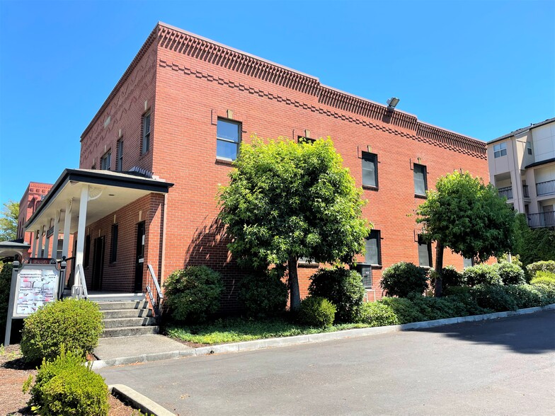 Primary Photo Of 18660 Sw Boones Ferry Rd, Tualatin Office For Lease