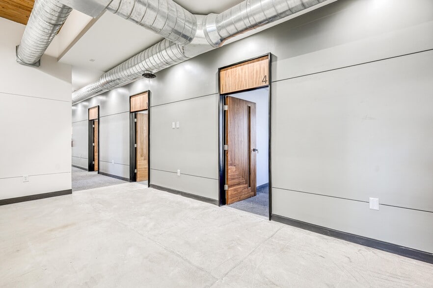 More Photos Of 301 E Yandell Dr, El Paso Medical For Lease