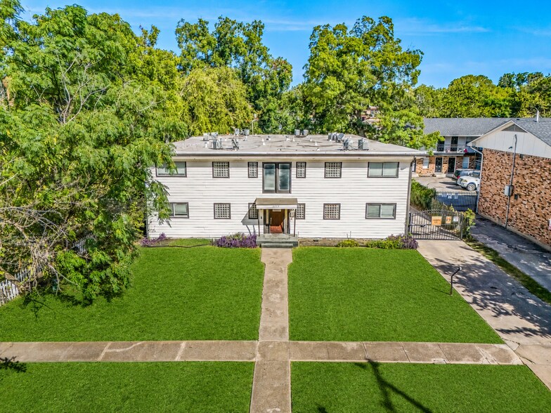 More Photos Of 4915 Reiger Ave, Dallas Apartments For Sale