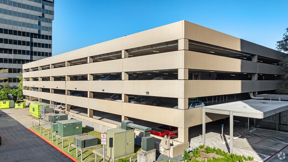 More Photos Of 233 Benmar Dr, Houston Office For Lease