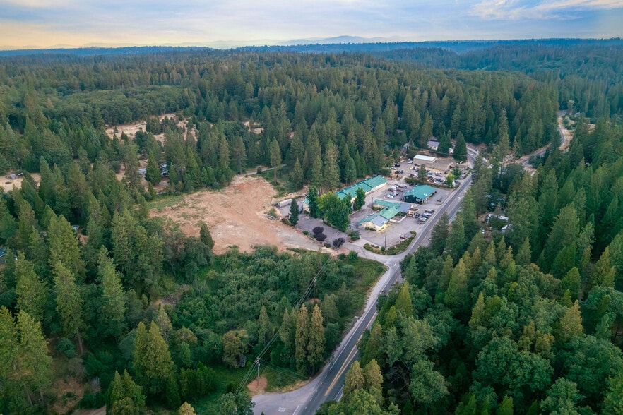 More Photos Of 13451 Colfax hwy, Grass Valley General Retail For Sale