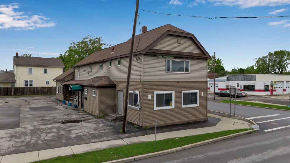 Primary Photo Of 2794 Harlem Rd, Cheektowaga Storefront Retail Residential For Sale