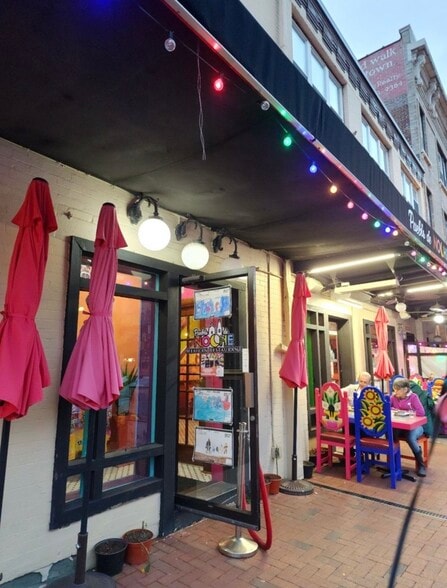 More Photos Of 6 Park St, Montclair General Retail For Lease