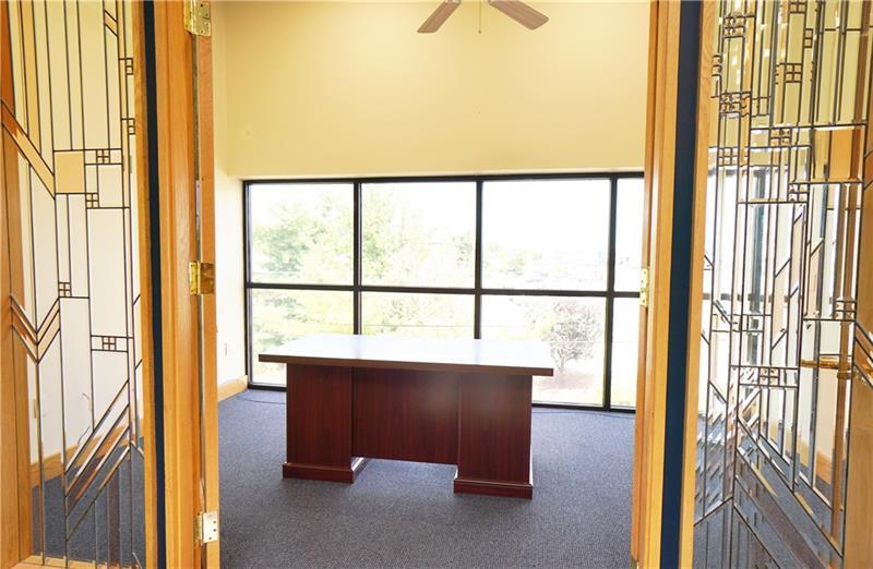 More Photos Of 10431 Perry Hwy, Wexford Office For Sale