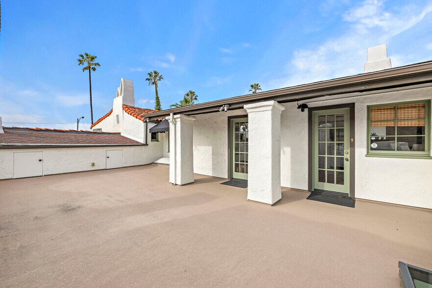 More Photos Of 415 N El Camino Real, San Clemente Office For Sale