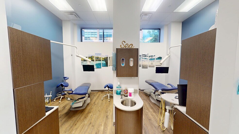 More Photos Of 1229 W Washington Blvd, Chicago Office For Lease